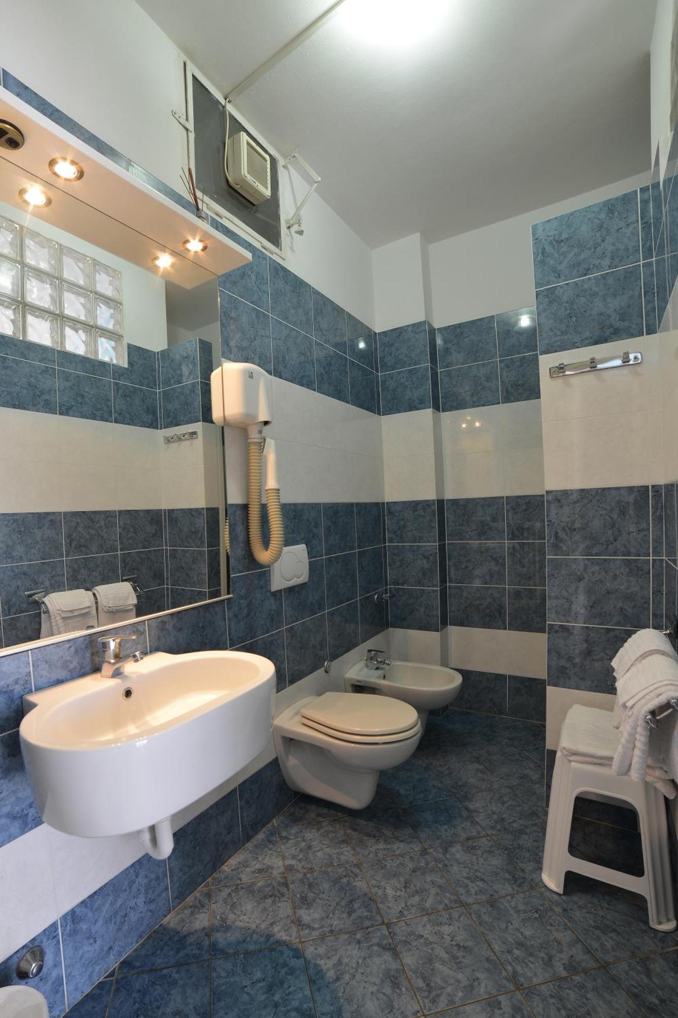 Hotel Rosalia Bordighera Buitenkant foto