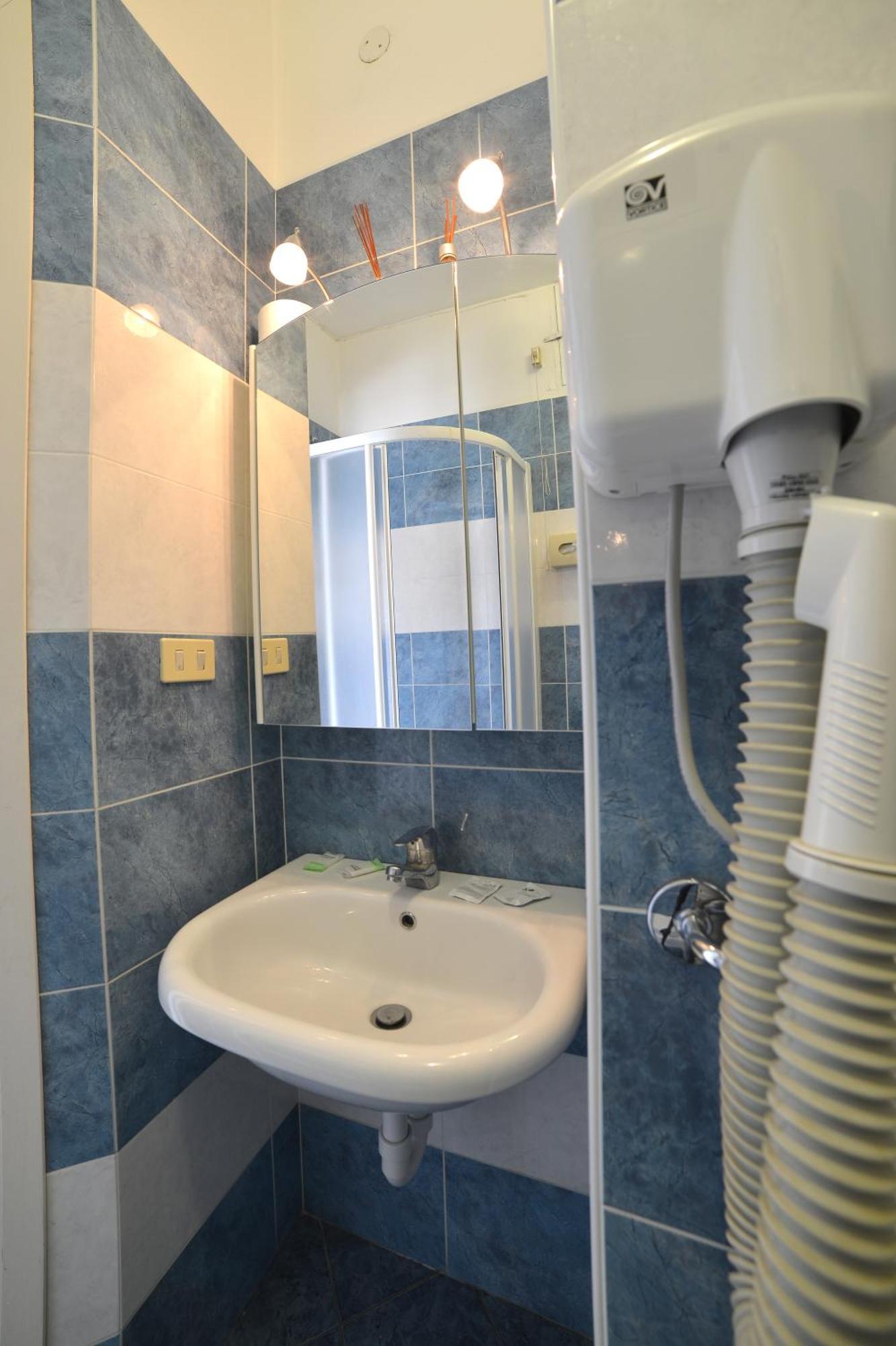 Hotel Rosalia Bordighera Buitenkant foto