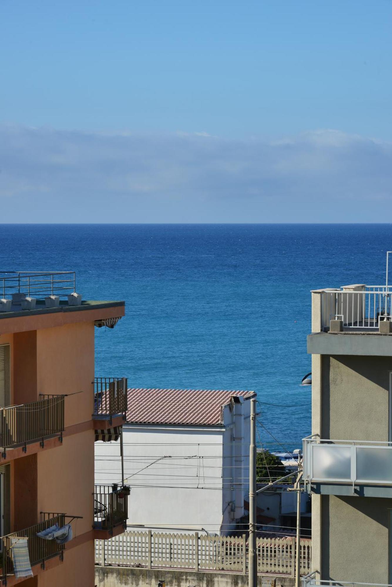 Hotel Rosalia Bordighera Buitenkant foto