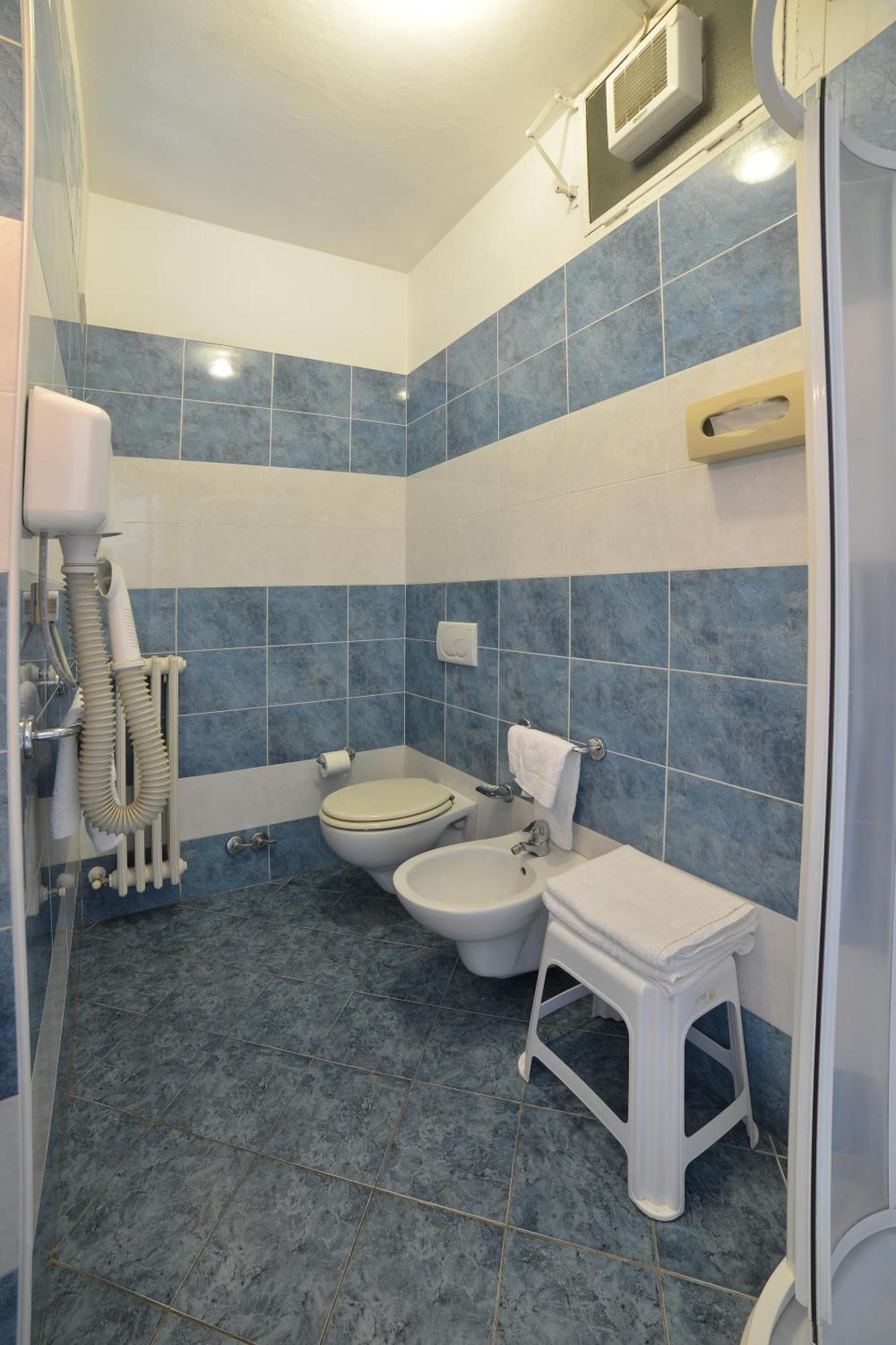 Hotel Rosalia Bordighera Buitenkant foto