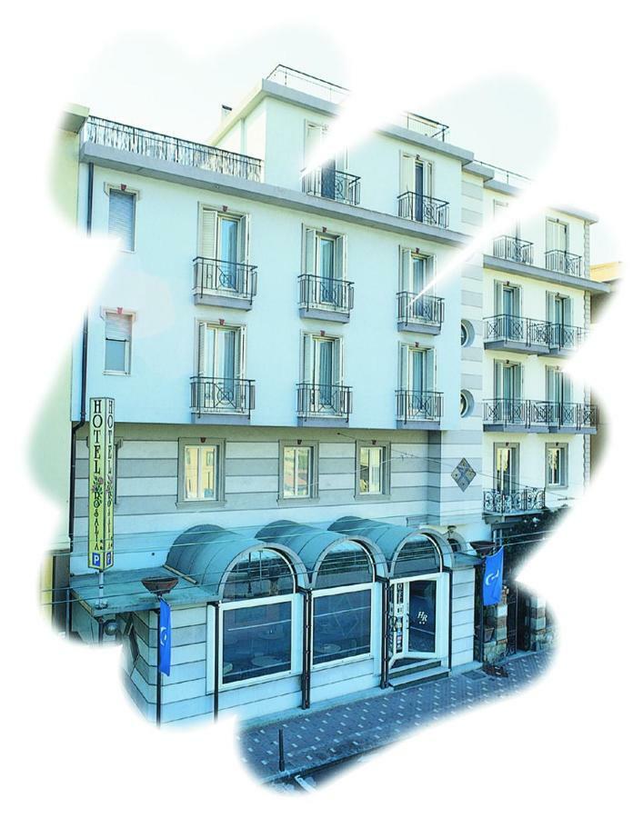 Hotel Rosalia Bordighera Buitenkant foto